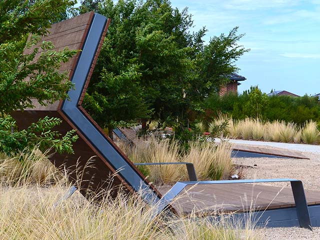 Complex landscape feature